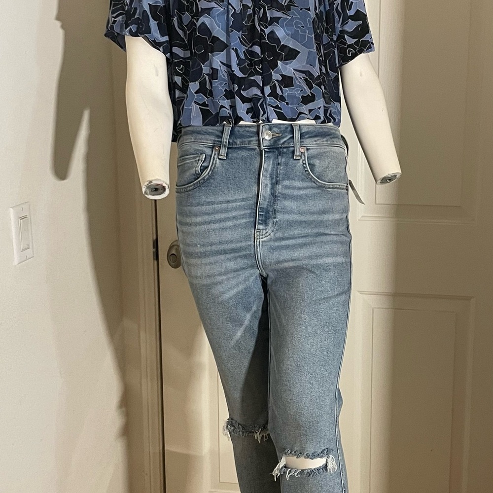 Free People Crop Blue Print Top, with Free People Straight Ultra Skinny Jeans.
